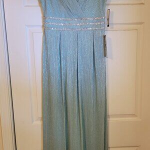 NEW with tags R&M Richards evening gown size 6